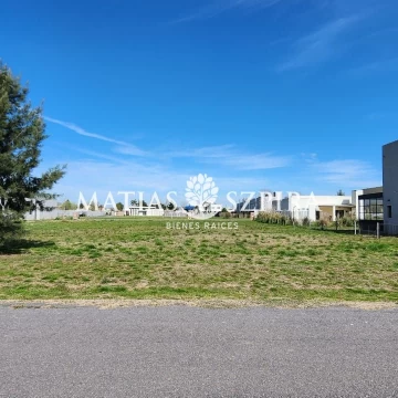 VENTA DE LOTE EN SOLAR DE ALVAREZ