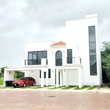 Casa en Venta, Vía Cumbres