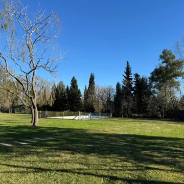 OPORTUNIDAD. Terreno en barrio privado Brujas