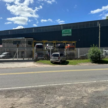 Excelente Nave Industrial de 1.500 m2 cubiertos sobre colectora Acceso Oeste en La Reja