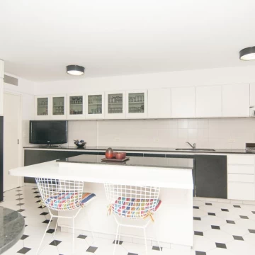 Departamento 6 ambientes | 2 cocheras | baulera - Villa Devoto
