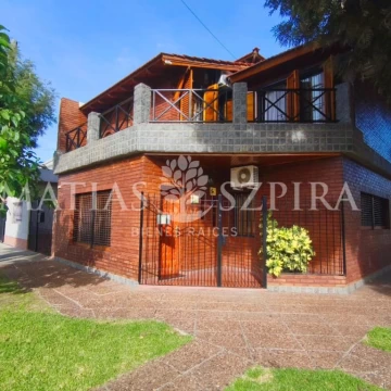 Casa en venta Castelar Sur 5 ambientes