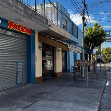 Venta Local Hurlingham Tesei