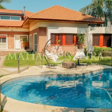 Casa en venta Ramos Mejía 5 ambientes