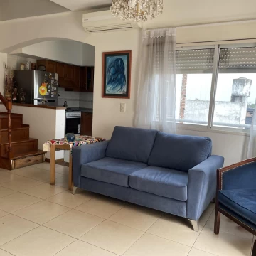 Dpto 4 AMB duplex Ramos Mejia Cochera  Exc Ubic