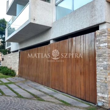 Venta cochera cubierta Durban Olazábal Ituzaingó Norte