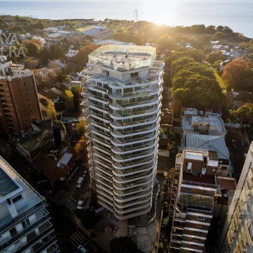 Venta Semipiso 4 Ambientes con Dependencia – Piso 14 – Torre SELENE, La Lucila
