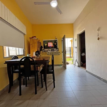 Casa en venta San Antonio De Padua Norte 3 ambientes