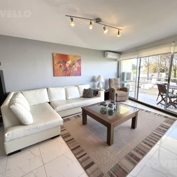 Venta apartamento 3 dormitorios Playa Mansa Punta del Este
