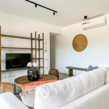 Venta Departamento 4 ambientes Jardin y Cochera en Pilar