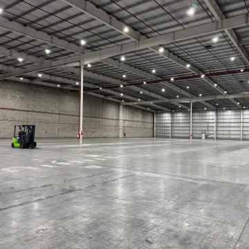 Depósito en Zarate KM 90 3000 M2 CON HIDRANTES