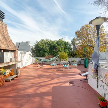 Venta PH 3 ambientes con dependencia, terraza y quincho – Villa Luro
