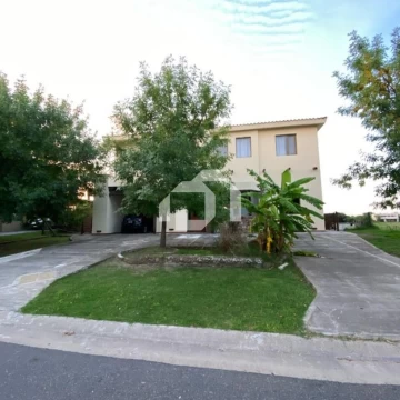 Casa  en Venta en El Cazal, Escobar, G.B.A. Zona Norte