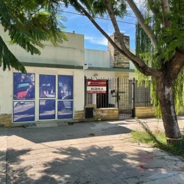 Venta Casa 2 dormitorios, uso comercial - Av. Lorenzo Casey, barrio El Trébol