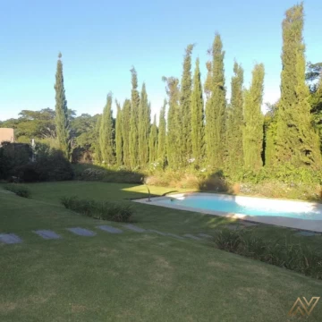 VENTA CASA 4 DORMITORIOS EN CARMEL