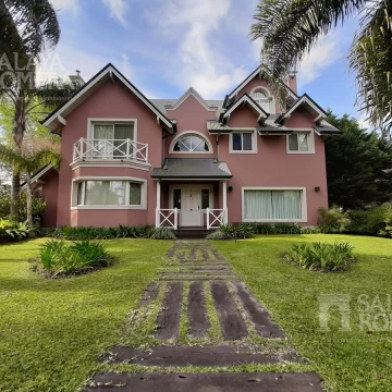 Venta Casa Isla Santa Monica con Muelle Propio