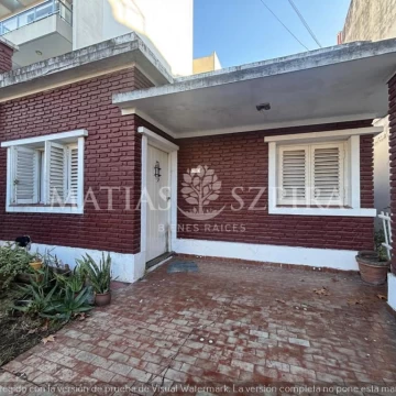 Casa en venta Castelar 4 ambientes
