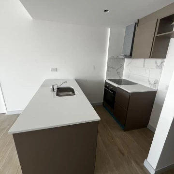 Departamento Ambiente y medio, en  Venta en el barrio de Almagro, al frente, full amenities