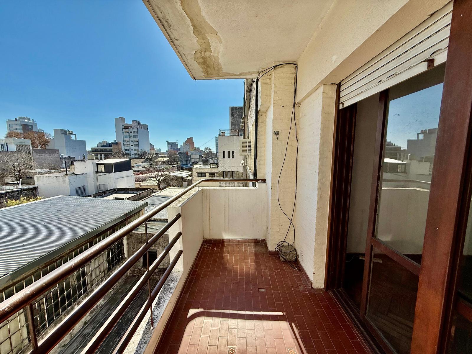 Departamento de tres dormitorios en venta - Rosario, Luis agote