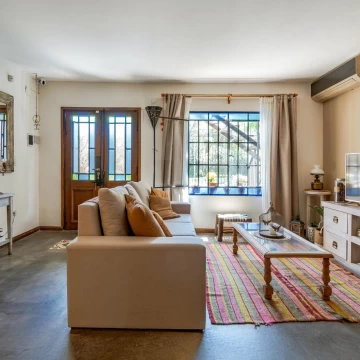 VENTA - Casa en PA, 1 dormitorio y cochera - Fisherton, Rosario. APTA CRÉDITO.
