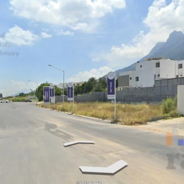 Terreno en  Renta en Cumbres Allegro