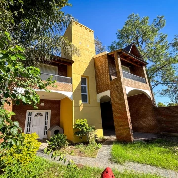 Casa en Venta en La Carolina
