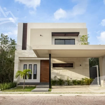 Casa en Venta en Via Cumbres Cancun