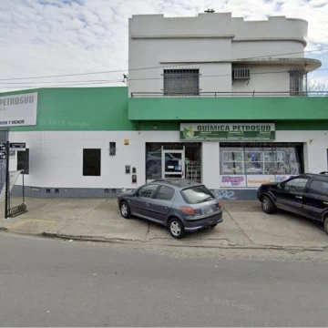 Deposito con salida a los calles - 1034 m2