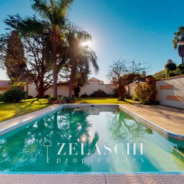 Casa en venta: calle Ramos Mejía  - El Palomar