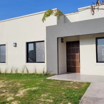 Venta Con Renta en Santa Elena Pilar del Este