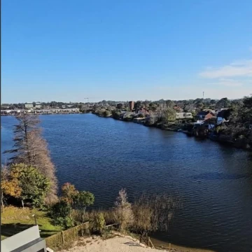 Apartamento a Estrenar con Vista al Lago