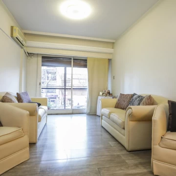 VENTA – 4 AMBIENTES   DEPENDENCIA – BALCÓN AL FRENTE – CABALLITO