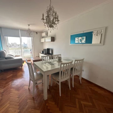 VENDE lindo departamento ubicado en Pellegrini 321