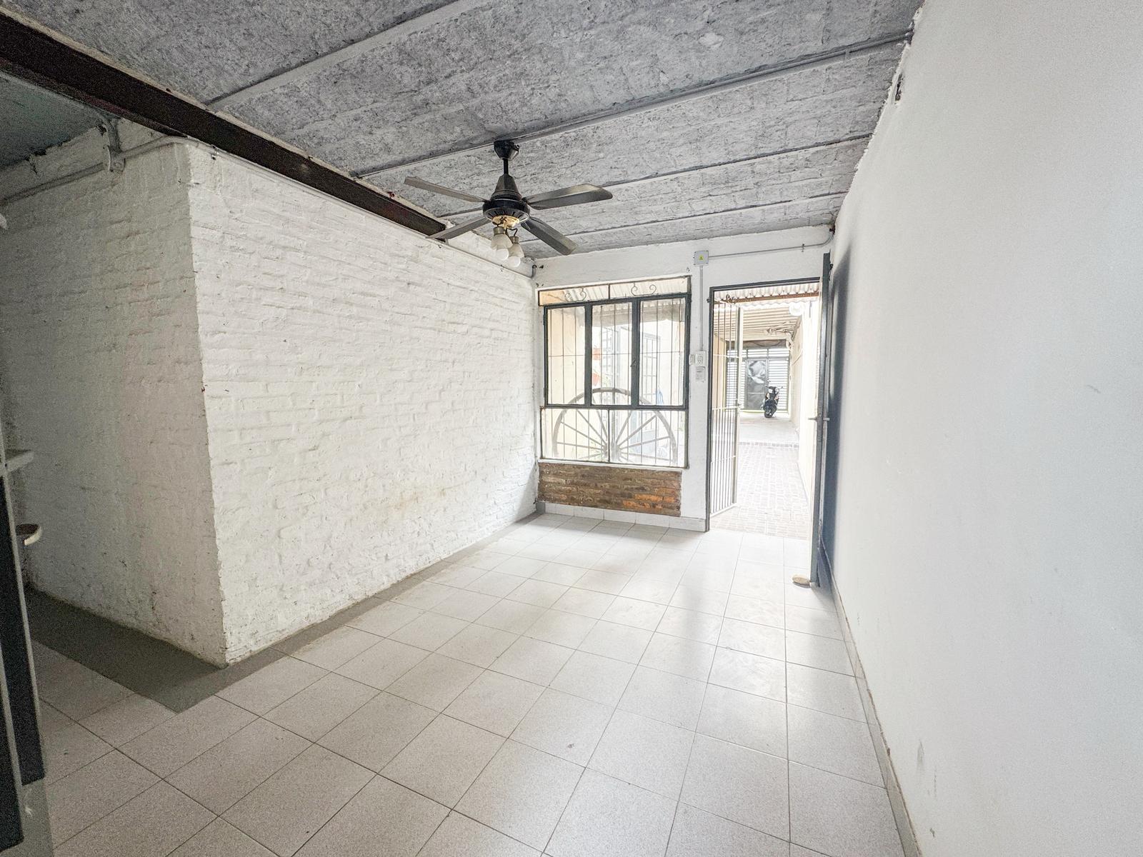 Casa en venta de 2 dormitorios - Rosario, Bella Vista