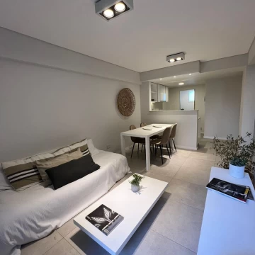 Hermoso depto. de 1 dormitorio a la venta en 3 de Febrero 1200