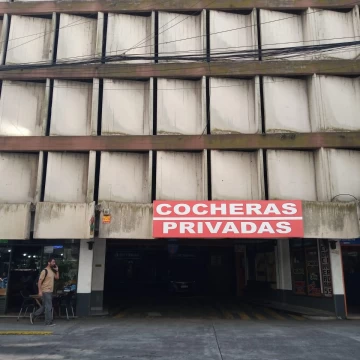 Cochera en Centro