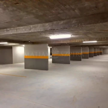COCHERA CUBIERTA CONDOMINIO ITUZAINGO