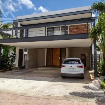 Casa en Venta en Cumbres Cancun