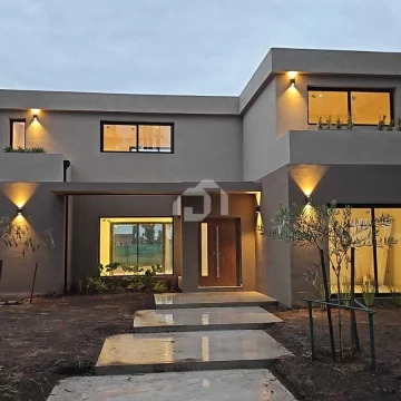 Casa  en Venta en Santa Sofía, Pilar del Este, Pilar