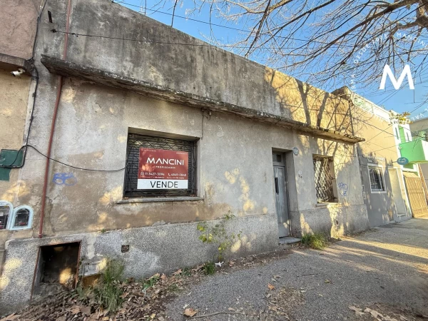 Casa a refaccionar - Villa Ballester