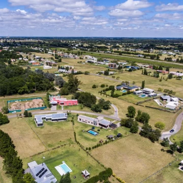 terreno central en  venta en la elina comarcas de lujan UF 230