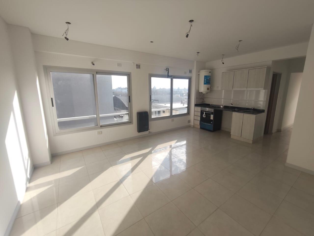 Venta - Departamento - 3 Amb - Apto Credito - Villa Luro - Permuta - Patio - Parrilla - Principal