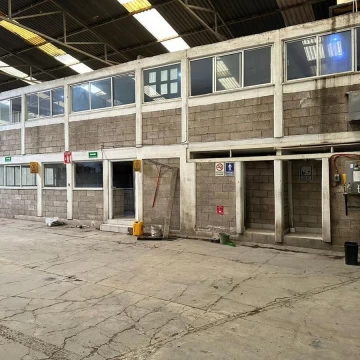 Nave Industrial en Venta en Los Reyes la Paz