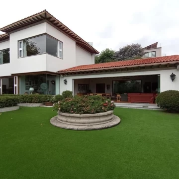 Casa en Venta en Bosques de las Lomas- Cuajimalpa