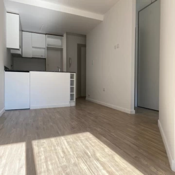 Venta departamento de 2 dormitorios con amenities. Rosario, centro.