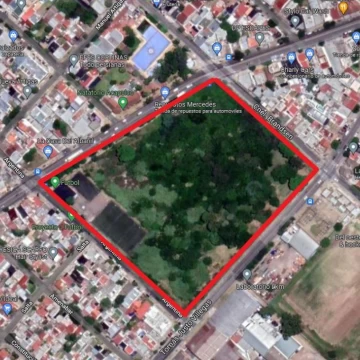 Manzana Av. Gral. Mosconi - Cnel. Brandsen - Argentina y Villegas