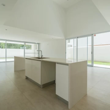 VENTA - Casa de 3 dormitorios y pileta. Fisherton, Rosario