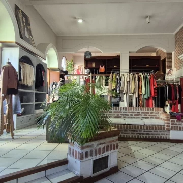 Locales en venta, Villa Regina 