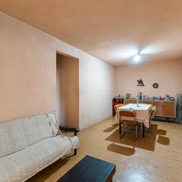 VENTA - Departamento 3 dormitorios, y balcón - Barrio La Florida, Rosario.