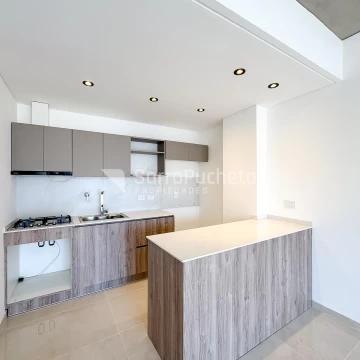 Venta departamento 2 ambientes  con balcon doble y cochera en Ramos Mejia (2ºB)